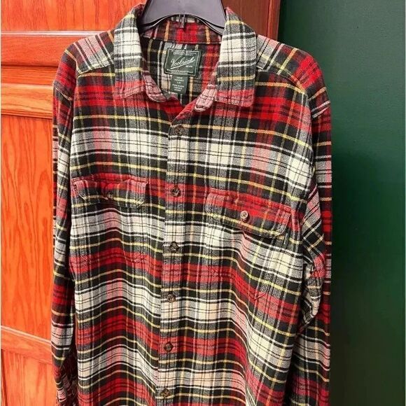 EUC Mens Lg Woolrich Flannel Shirt Red Plaid #M23 - Picture 1 of 6